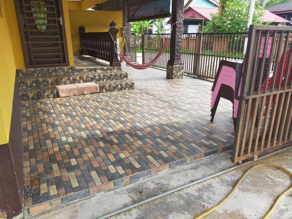 Rumah Persinggahan Di Kuala Terengganu Terengganu Homestay E Exterior foto